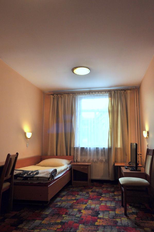 Bed and Breakfast Bristol Economy Битом Екстер'єр фото