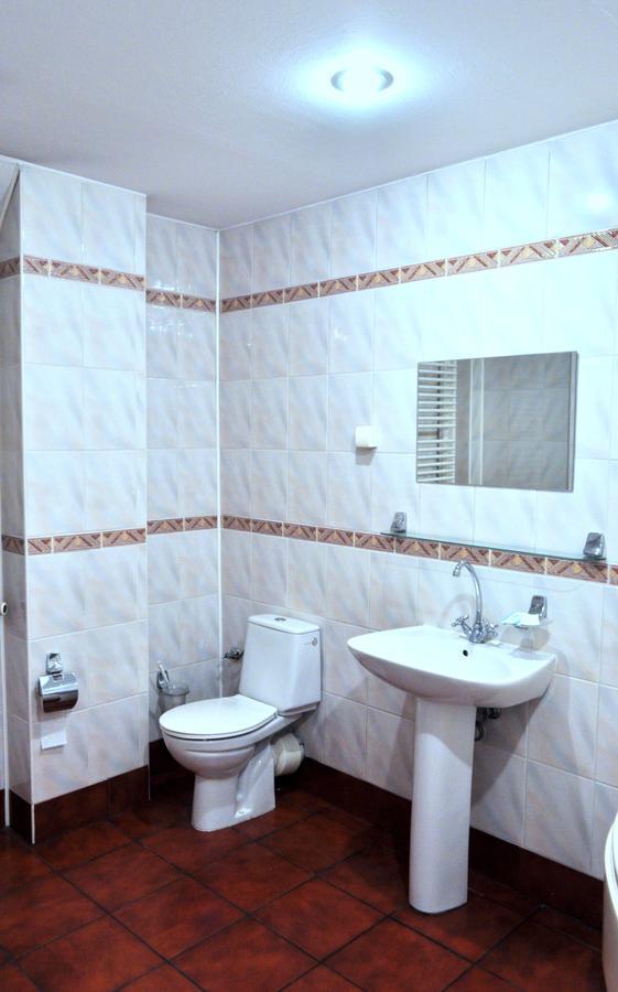 Bed and Breakfast Bristol Economy Битом Екстер'єр фото