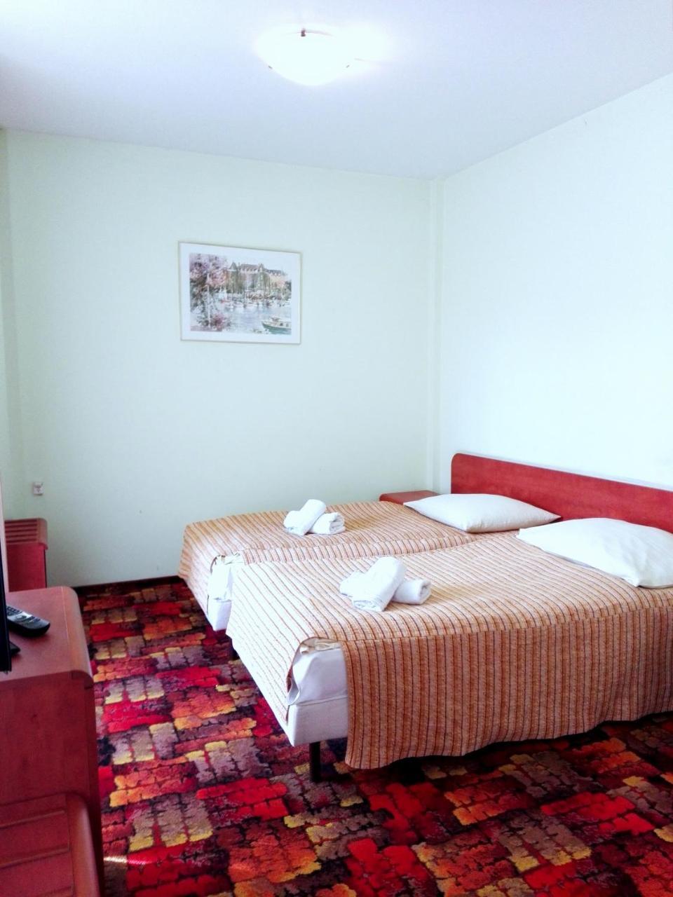 Bed and Breakfast Bristol Economy Битом Екстер'єр фото